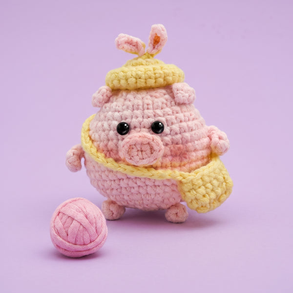 Maple the Wanderer Pig Crochet Kit